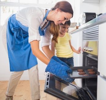 Remove dishes with gloves