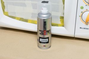 Tinta spray para micro-ondas