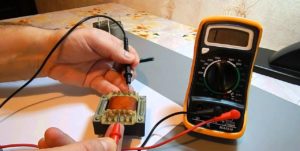 Menyemak dengan multimeter