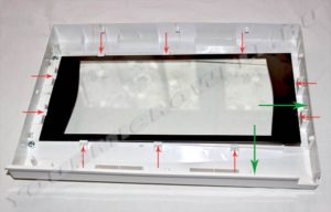 How to remove glass from a microwave door