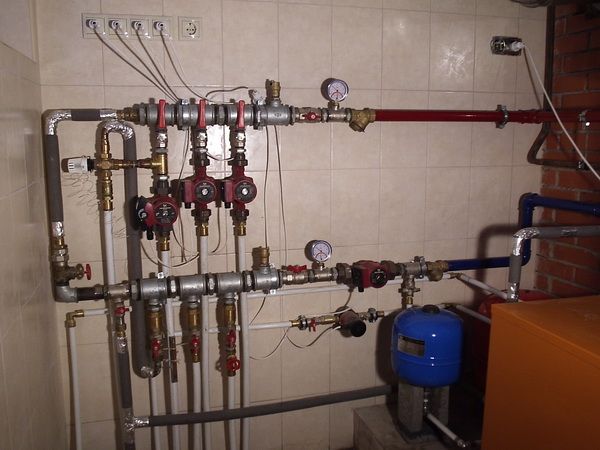 Solid fuel boiler piping