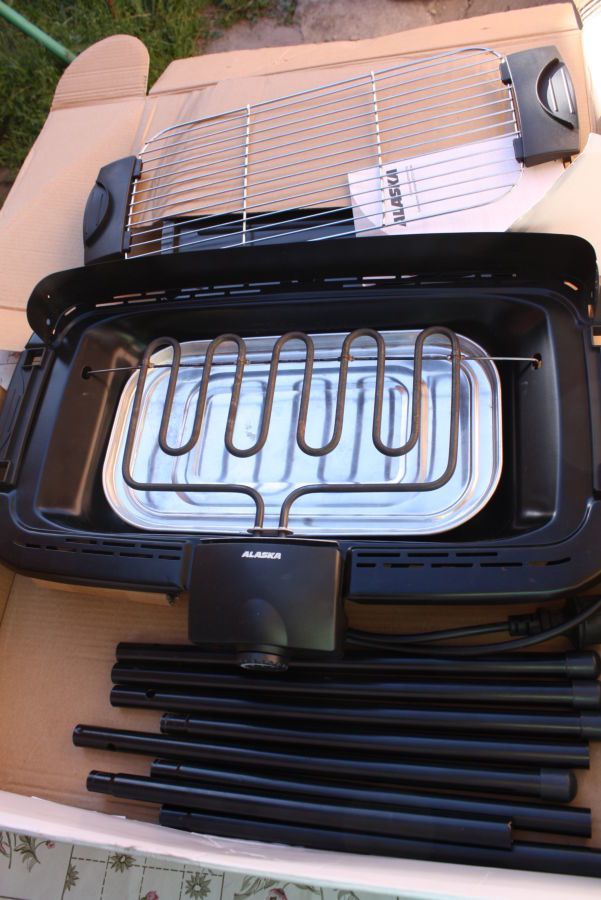 Electric grill