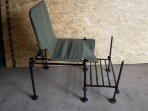 DIY feeder chair