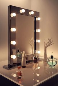 Miroir de maquillage