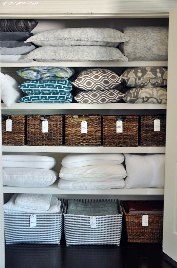 How to store bedding in a closet