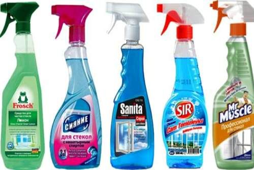 Store-bought mirror cleaning products.