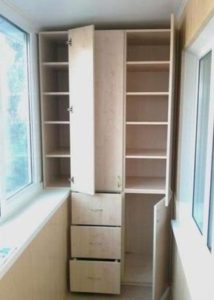 DIY-Garderobe für den Balkon