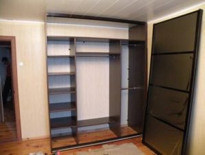 Assembling a built-in wardrobe