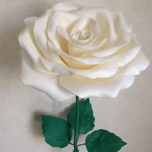 fiore di rosa per lampada da terra