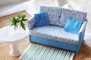 DIY sofa for dolls