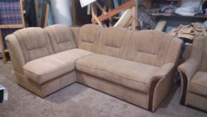 sofa s jatom