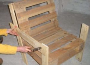 Silla de madera de bricolaje