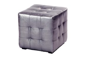 pouf moderno con elementi di lusso