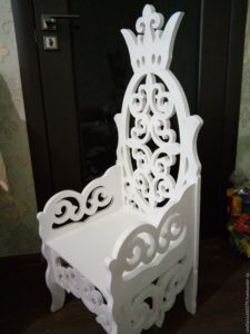 chair throne option