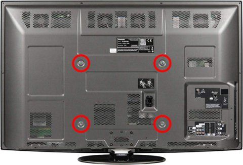 Entfernen des Fernsehers von der Halterung