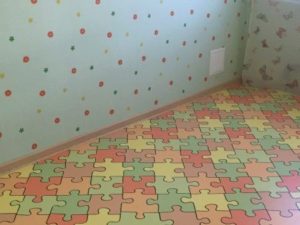 Types de linoléum pour une chambre d'enfants