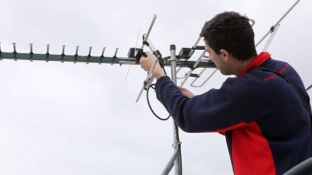 Problèmes avec l'antenne.