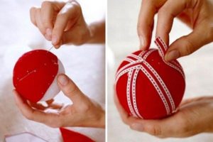 New Year's balls made of felt