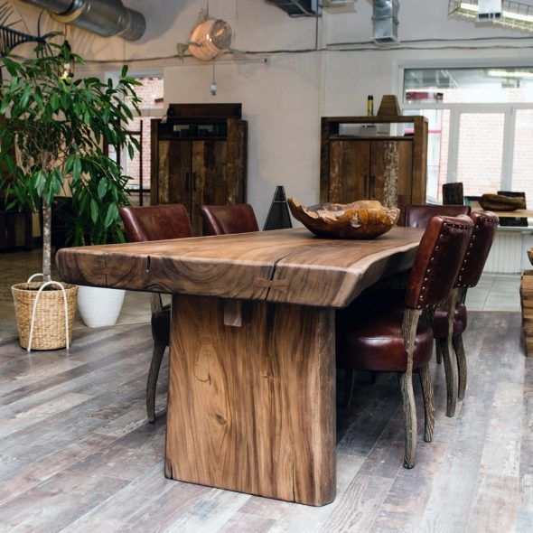 Table en bois massif