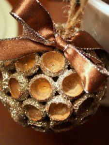 Making balls decorated with acorn caps