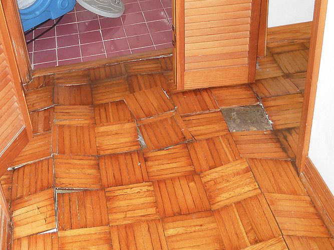 The parquet is swollen from water - what to do?