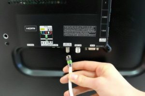 instalar una antena para un televisor