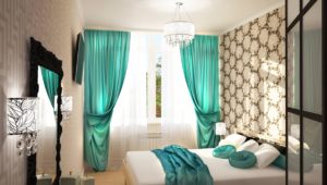 Rideaux turquoise dans la chambre