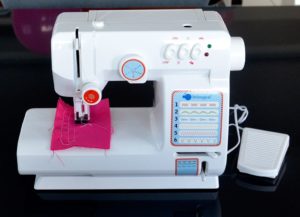 Sewing machine with seam markings