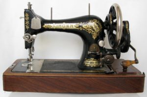 maquina de coser antigua