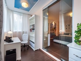 Slaapkamer met studeerkamer