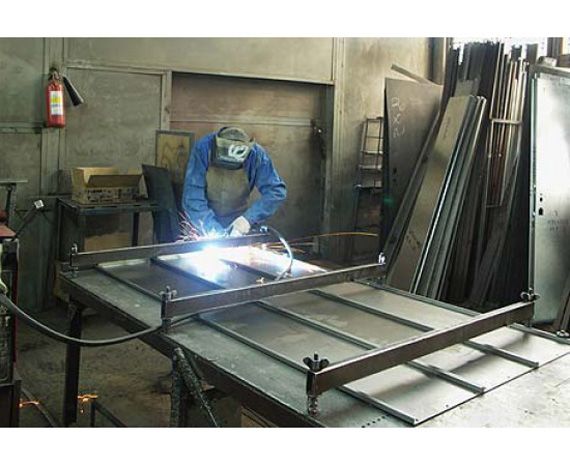 DIY welding table