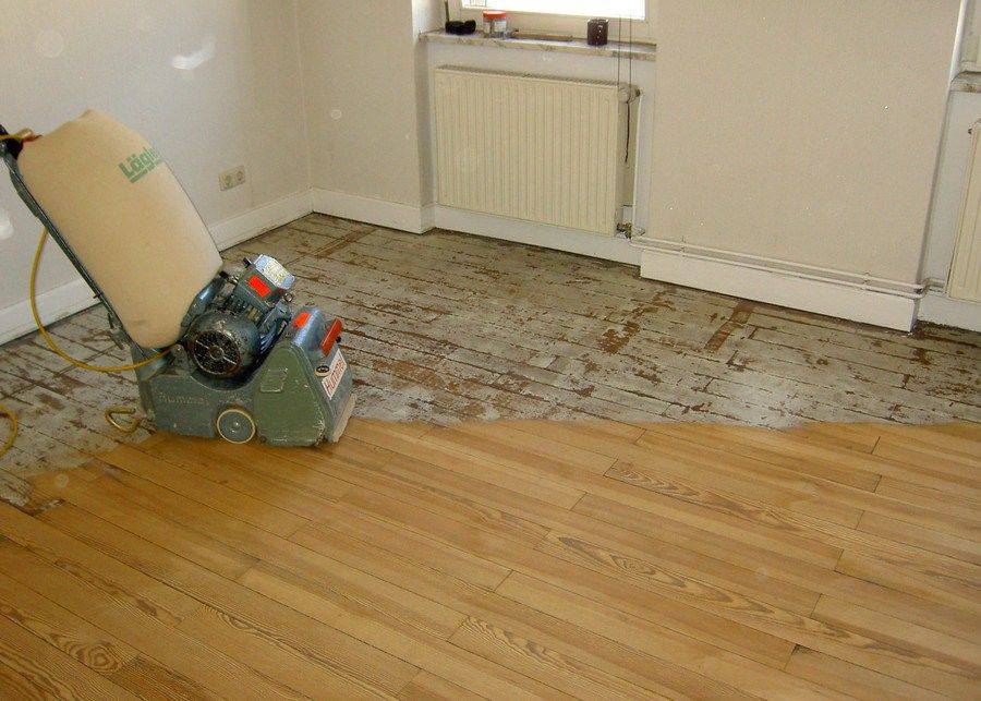 Gratter un parquet