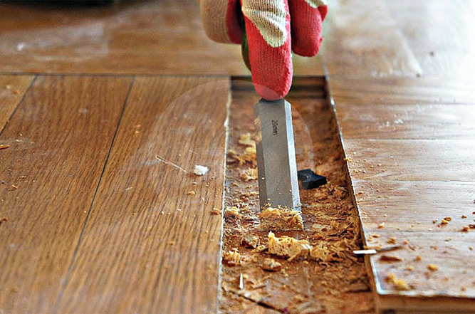 Enlever les planches de parquet