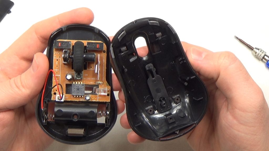 Na-disassemble na mouse.