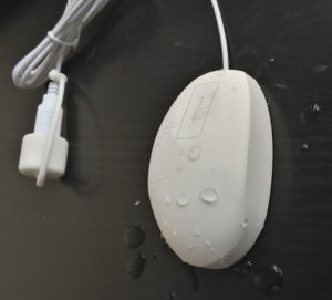 paghuhugas ng mouse