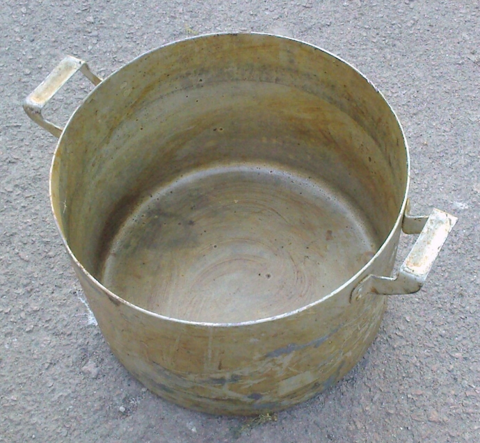 oude aluminium pan