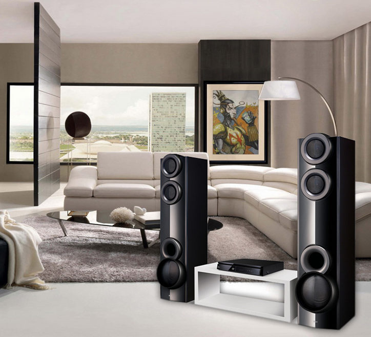 Mulighed for at placere en subwoofer ved siden af ​​sofaen.