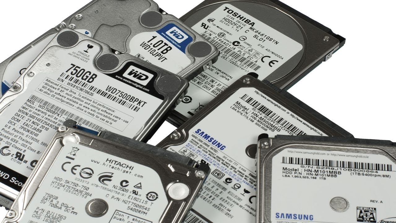 Diferite hard disk-uri.