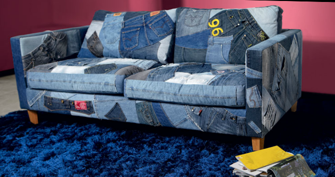 Rivestiamo il divano con vecchi jeans