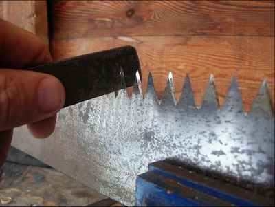 Hand saw