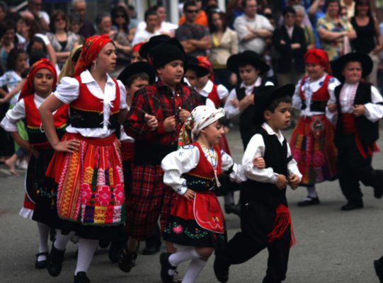 Dziwne codzienne zwyczaje i tradycje z całego świata