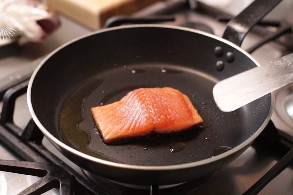 Frying pan on the stove.