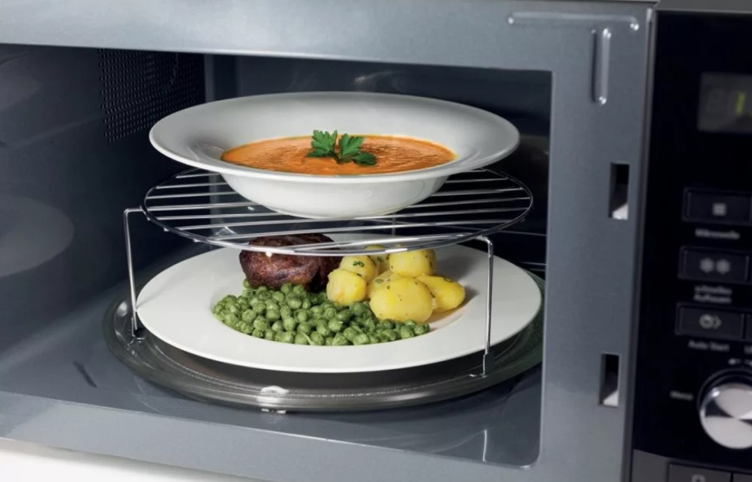 kitchen microwave