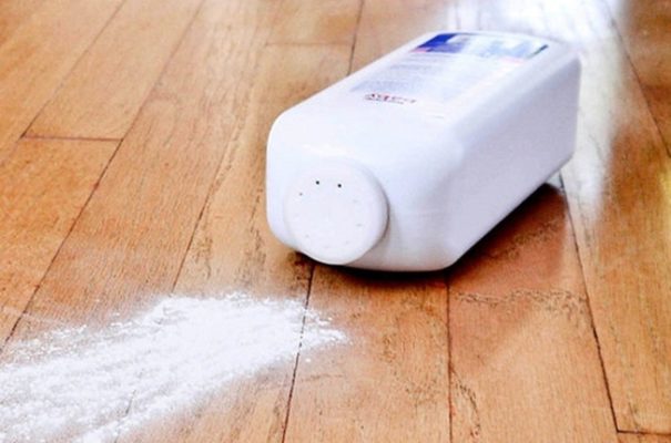 TOP 17 hindi inaasahang life hack para sa paggamit ng baby powder sa bansa at sa bahay