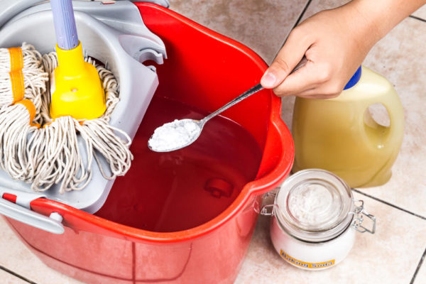 Folk remedies that help get rid of dust in the house for a long time