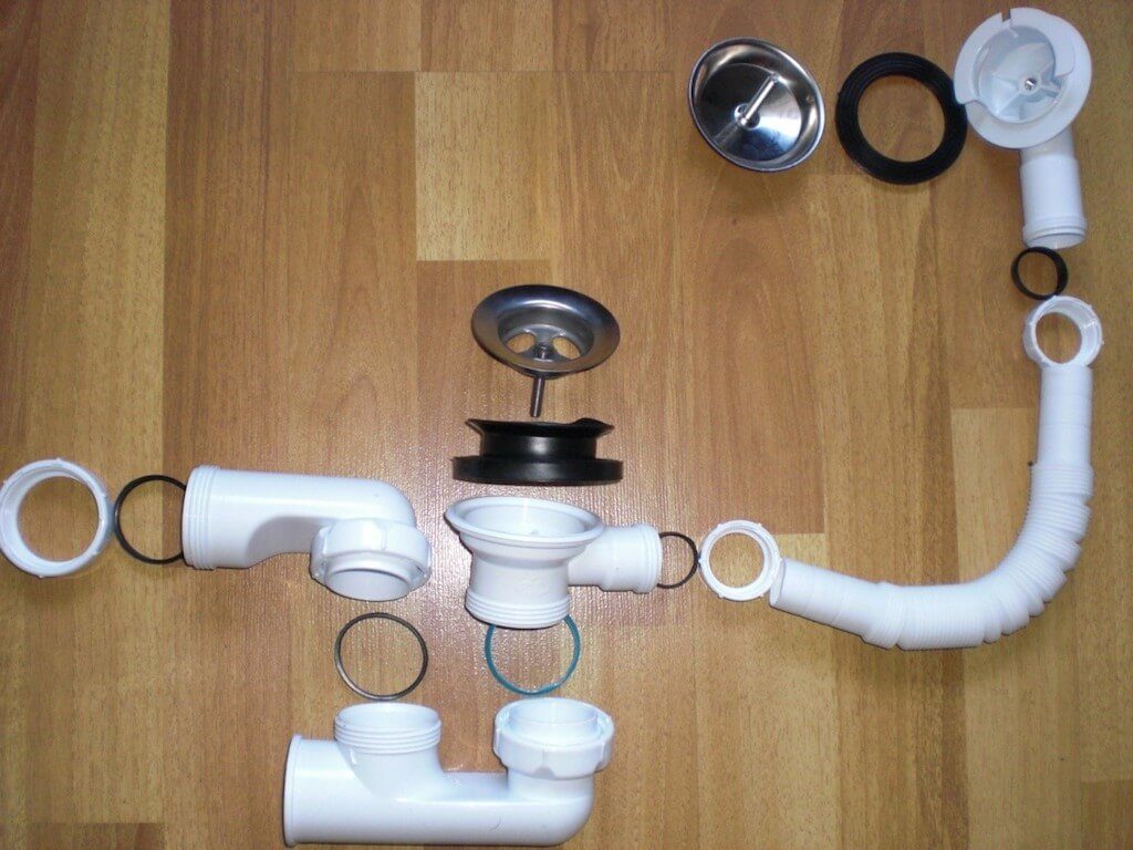 The order of arrangement of siphon parts for assembly.