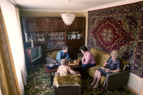 Why did they hang carpets on walls in the USSR?