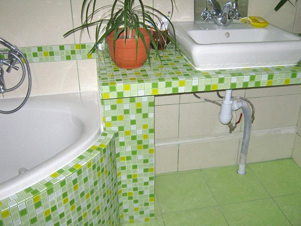 Plasterboard tabletop decorated with mosaics.