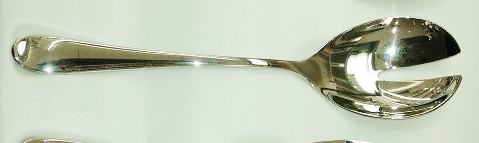 Salad spoon