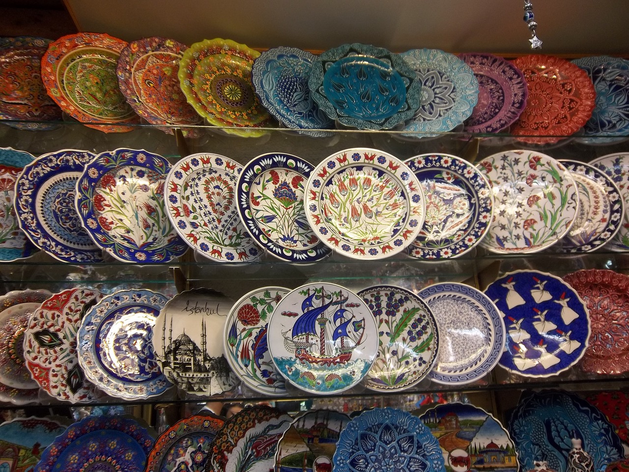 Decorative plates